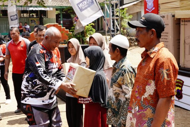 Pj Bupati bersama Ratusan Pecinta Motor Trail Padati Wisata Agro Jollong