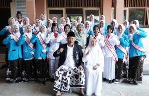 Penjabat Bupati Pati Hadiri Apel Hari Santri Nasional 2023 di MA Silahul Ulum Penjabat Bupati Pati Hadiri Apel Hari Santri Nasional 2023 di MA Silahul Ulum