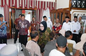 76 Warga Kurang Mampu di Sukoharjo Terima Bantua Baznas 76 Warga Kurang Mampu di Sukoharjo Terima Bantua Baznas