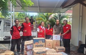 Banjir Demak, PMI Kabupaten Sukoharjo bersama PMI Karanganyar kirim Bantuan Logistik PMI Kabupaten Sukoharjo bersama PMI Karanganyar kirimkan bantuan logistik kepada korban banjir di Demak
