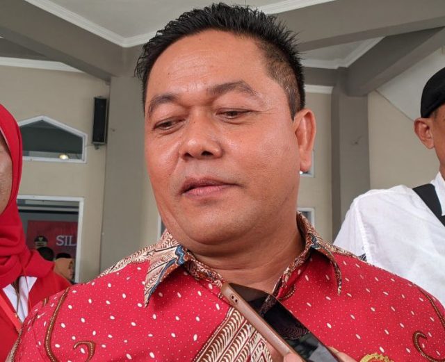 Ali Badrudin, SE, Kader PDIP Ketua DPRD Kabupaten Pati