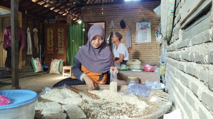 Dari Uang Receh Jadi Perjalanan Suci, Penjual Tempe di Pati Berangkat Haji Setelah Menabung 14 Tahun