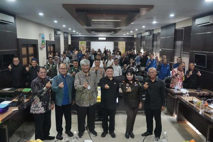 Bupati Garut Perkenalkan Skema Redistribusi Lahan dalam Rakor GTRA Bupati Garut Perkenalkan Skema Redistribusi Lahan dalam Rakor GTRA
