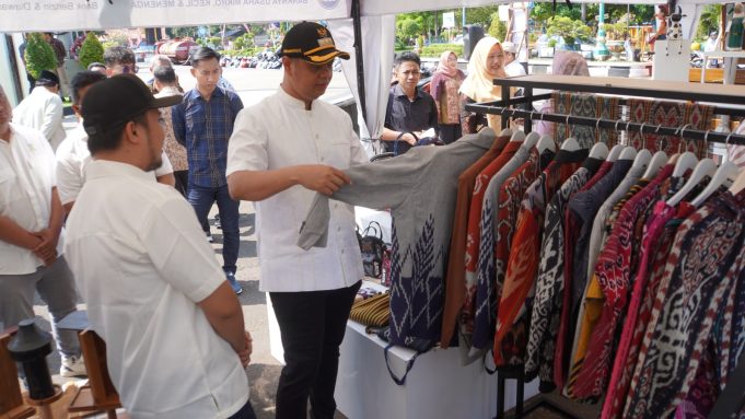53 Stan Pameran Produk UMKM Meriahkan Hari Jadi ke-477 Kabupaten Jepara Bupati Jepara, Witiarso Utom