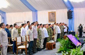 Gubernur Ahmad Luthfi Dampingi Presiden Prabowo Hadiri Retreat Ketua DPRD di Magelang Gubernur Ahmad Luthfi Dampingi Presiden Prabowo Hadiri Retreat Ketua DPRD di Magelang