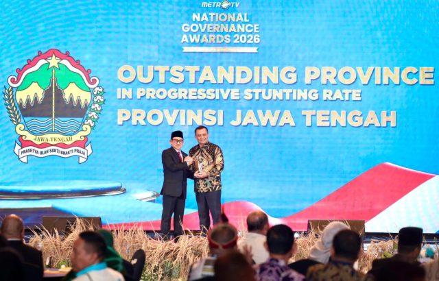 Gubernur Jawa Tengah Ahmad Luthfi menerima penghargaan National Governance Award 2026.