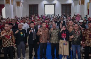 Pedagang Bakso di Jateng Capai 17,5 Ribu, Pemprov Dorong Sertifikasi Halal Gubernur Jawa Tengah Ahmad Luthfi, saat Silaturahmi dan Halalbihalal Apmiso Jawa Tengah, di Wisma Perdamaian Semarang