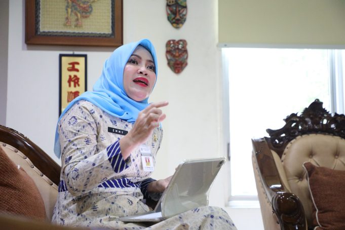 Isu Kenaikan Harga Plastik, Pemprov Jateng Pastikan Tak Ada Penimbunan dan Dorong Penggunaan Bioplastik Isu Kenaikan Harga Plastik, Pemprov Jateng Pastikan Tak Ada Penimbunan dan Dorong Penggunaan Bioplastik