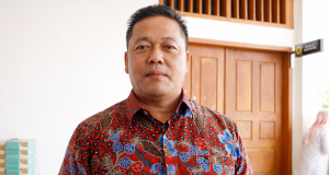 Tak Tahan Jalan Rusak, Warga Protes! DPRD Pati Dorong Solusi Permanen Ketua DPRD Kab. Pati, Ali Badrudin