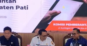 KPK Gelar Sosialisasi di Pati, Ketua DPRD Nilai Sebagai Bentuk Pengawasan Anggaran Mencegah Korupsi Ketua DPRD Pati saat menghadiri sosialisasi pencegahan korupsi oleh KPK di pendopo kabupaten