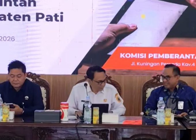 KPK Gelar Sosialisasi di Pati, Ketua DPRD Nilai Sebagai Bentuk Pengawasan Anggaran Mencegah Korupsi Ketua DPRD Pati saat menghadiri sosialisasi pencegahan korupsi oleh KPK di pendopo kabupaten
