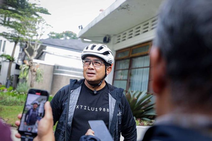 Fokus Tahun Infrastruktur, Pemkot Bandung Siapkan BRT dan Peremajaan Angkot Listrik Muhammad Farhan, Wali Kota Bandung