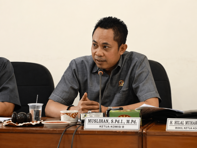 Muslihan, S.Pd.I, M.Pd, Ketua Komisi B DPRD Kab. Pati