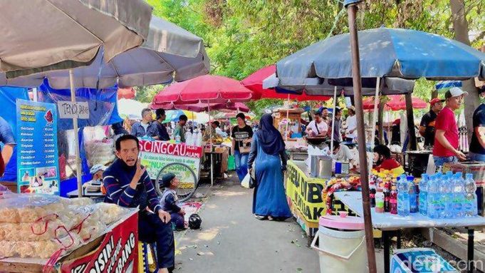 PKL Kudus Diperas dan Diancam UU ITE, Kerugian Capai Rp30 Juta Pedagang Kaki Lima
