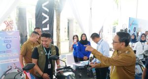 Chandra Hadiri Pembukaan Mini Expo Bank Jateng
