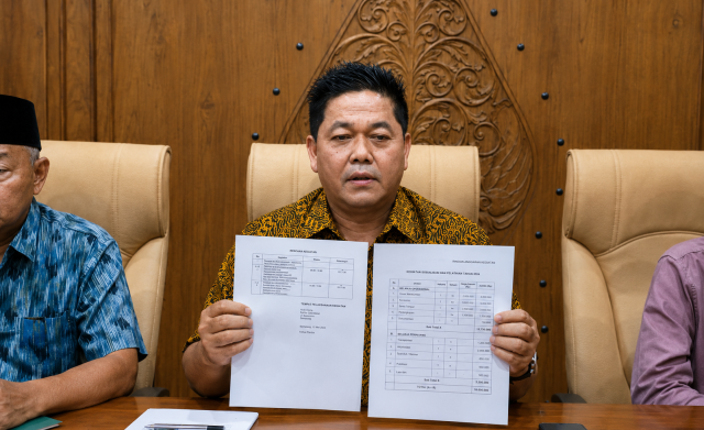 Ketua DPRD Kabupaten Pati, Ali Badrudin Ketua DPRD Kabupaten Pati, Ali Badrudin