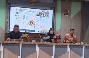 Hadiri Rakor Forum PKP, DPRD Kabupaten Pati Dukung Program Penataan Perumahan dan Kawasan Permukiman Dua anggota Komisi C DPRD Pati saat menghadiri Rakor Forum PKP di rang rapat Rajawali Bapperida