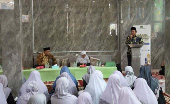 Menjadikan Majelis Taklim sebagai Pusat Penguatan Ketahanan Keluarga Penguatan Keluarga Sakinah–Maslahat Berbasis Majelis Taklim