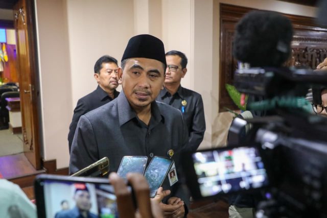 Wagub Taj Yasin, seusai Rapat Paripurna DPRD Provinsi Jawa Tengah, di Gedung Berlian