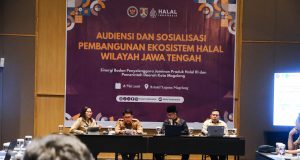 Halal Tak Sekadar Label, Damar Dorong Tingkatkan Kesadaran dan Tanggung Jawab Produsen Wali Kota Magelang, Damar Prasetyono, dalam kegiatan Audiensi dan Sosialisasi Pembangunan Ekosistem Halal Wilayah Jateng