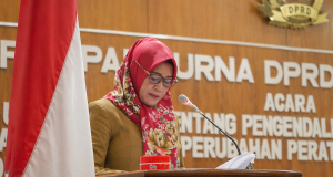 DPRD Pati Ingatkan Penggarap Hutan Sosial Tetap Jaga Kelestarian Alam Anggota Komisi B DPRD Kabupaten Pati, Warsiti