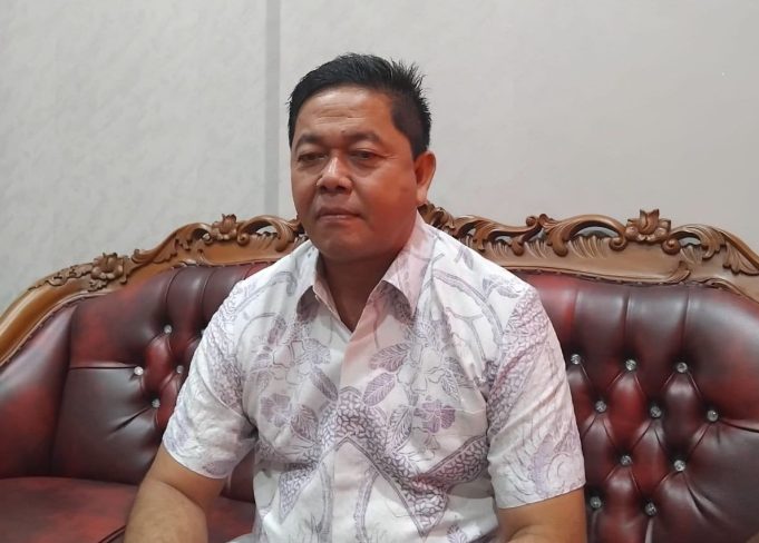 Ketua DPRD Ali Badrudin: Masa Depan Kabupaten Pati Ditentukan oleh Pendidikan Generasi Muda Hari Ini Ketua DPRD Kabupaten Pati, Ali Badrudin