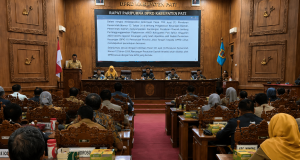 Jawab Pandangan Fraksi, Plt Bupati Pati Pastikan Evaluasi Pengelolaan APBD 2025