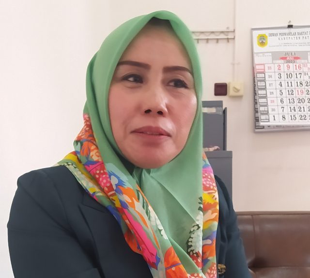 Hj Muntamah, MM, M.Pd Anggota DPRD Kabupaten Pati Hj Muntamah, MM, M.Pd Anggota DPRD Kabupaten Pati