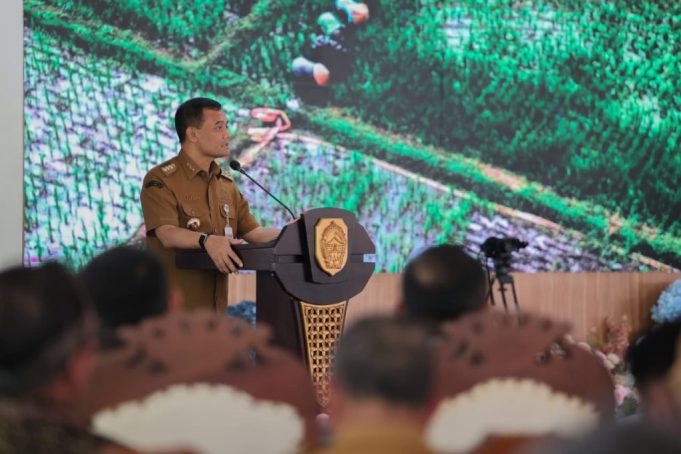 Inpres Jalan Daerah Jadi Motor Penggerak Pertumbuhan Ekonomi Baru di Jawa Tengah Gubernur Jawa Tengah Ahmad Luthfi