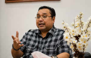 Renovasi Stadion Joyokusumo Diprediksi Mandek, DPRD Minta Pemkab Pati Fokus pada Kebutuhan Prioritas Ketua Komisi C DPRD Kabupaten Pati, Joni Kurnianto