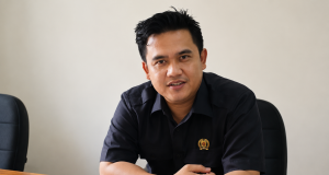 DPRD Pati Minta DPUPR Prioritaskan Perbaikan Jalan Penghubung Pasar Hewan–Bringinwareng Anggota Komisi A DPRD Kabupaten Pati, Jaza Khoerul Sofyan