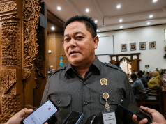 Ketua DPRD Pati Dorong Pengawasan Publik atas Proyek Perbaikan Jalan yang Sedang Berjalan Ketua DPRD Kabupaten Pati, Ali Badrudin