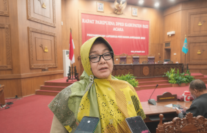 Golkar Pati Proses Pergantian Anggota DPRD, Pengganti Riyanto Diminta Tingkatkan Kinerja Fraksi Ketua Fraksi Golkar DPRD Kabupaten Pati, Endah Sri Wahyuningati