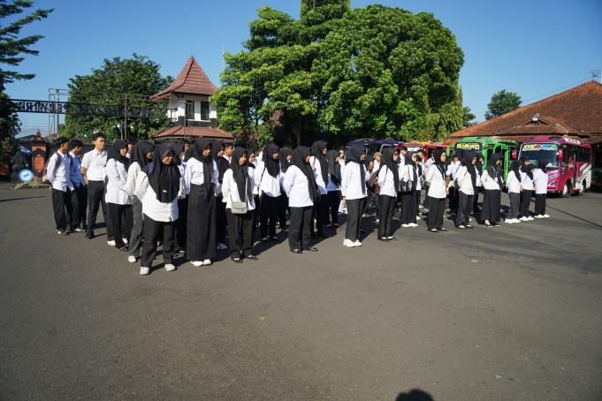 80 Peserta Pelatihan di BLK Purbalingga Langsung Bekerja