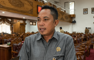 DPRD Pati Siap Perjuangkan Bantuan Sembako bagi 1.853 Jompo dan Janda Nelayan Ketua Komisi B DPRD Kabupaten Pati, Muslihan
