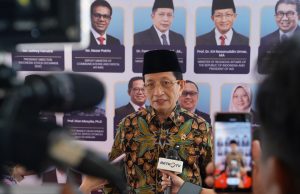 Menag Sebut Ekosistem Ekonomi Syariah Harus Dibangun dengan Kepatuhan dan Kepercayaan Menag Nasaruddin Umar saat doorstop usai menghadiri Shariah-Intelligence: Navigating the Future of Islamic Finance through AI and Digital Innovation