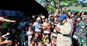 Senyum Anak-Anak Nagekeo di Tengah Tenda Pengungsian