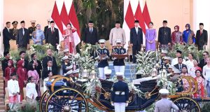 Di Balik Kirab Bendera Pusaka, Kisah Mereka yang Menjaga Merah Putih dengan Penuh Kebanggaan