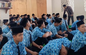 Seminar Demokrasi di Pati, Bawaslu Bekali Pemilih Pemula dengan Semangat Pengawasan