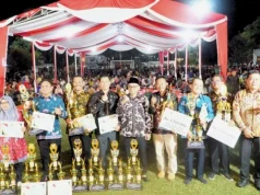 Bukan Sekadar Makanan, Kuliner Khas Pati Dinilai Bisa Dongkrak Ekonomi UMKM Pesta Rakyat dan Selametan Agung Festival Adhi Loka Kabupaten Pati 2026 di Alun-Alun Simpang Lima Pati, Selasa (18/8/2026) malam