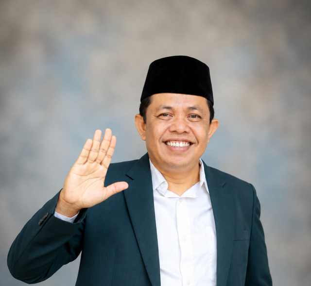 ChatGPT ImAnggota DPRD Kabupaten Pati, Kastomoage 20 Agu 2026, 09.14.59 Anggota DPRD Kabupaten Pati, Kastomo