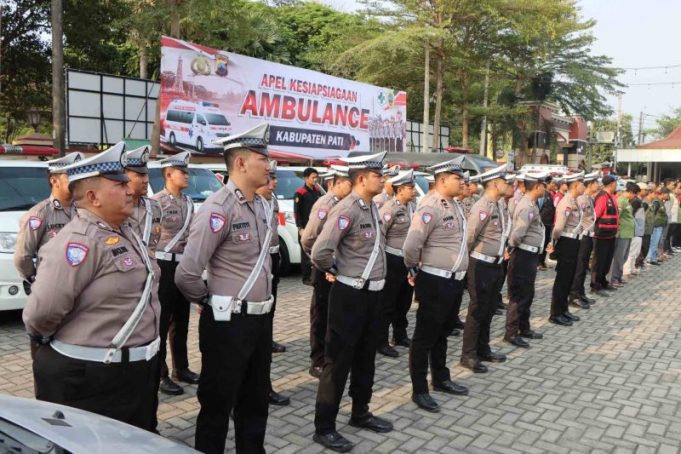 Jaga Kecepatan dan Keselamatan, Puluhan Pengemudi Ambulans di Pati Dapat Pembekalan Safety Driving