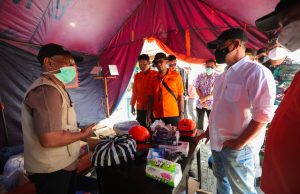 Tangani Warga Terdampak Asap Kebakaran TPA Putri Cempo, Pemprov Jateng Kerahkan Dokter Spesialis