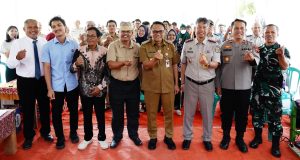Plt Bupati Pati Ingatkan Penerima Reforma Agraria: Jadikan Tanah sebagai Modal Usaha, Bukan Konsumtif Program reforma agraria di Kabupaten Pati bersama Badan Bank Tanah, Selasa (8/9/2026), di Lapangan Punden, Dukuh Jatiurip, Desa Sumbermulyo, Kecamatan Tlogowungu