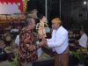 Bupati Rober: Wayang Kulit Harus Terus Diwariskan ke Generasi Muda