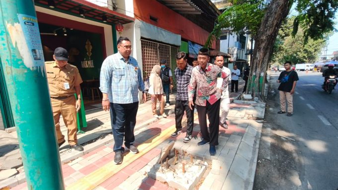 Anggaran Rp18 Miliar, DPRD Pati Pertanyakan Mutu Trotoar Baru Jalan Sudirman