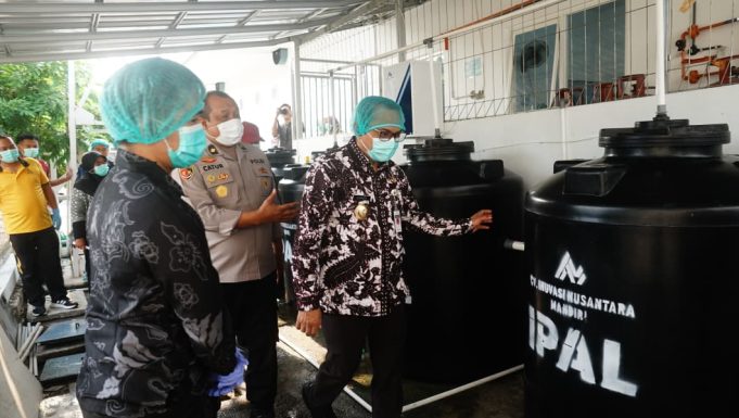 Plt Bupati Pati Cek Dapur MBG di Pati dan Margorejo, SPPG Ngarus Dinilai Layak Jadi Contoh