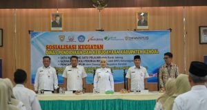 Bupati Kendal Dorong Budaya Menabung Pelajar Lewat Program Satu Rekening Satu Pelajar, Setoran Awal Cuma Rp5 Ribu