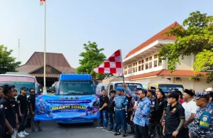 TNI AL Semarang Gandeng Pemkab dan Lindu Aji, Kirim 30 Tangki Air Bersih untuk Warga Pati